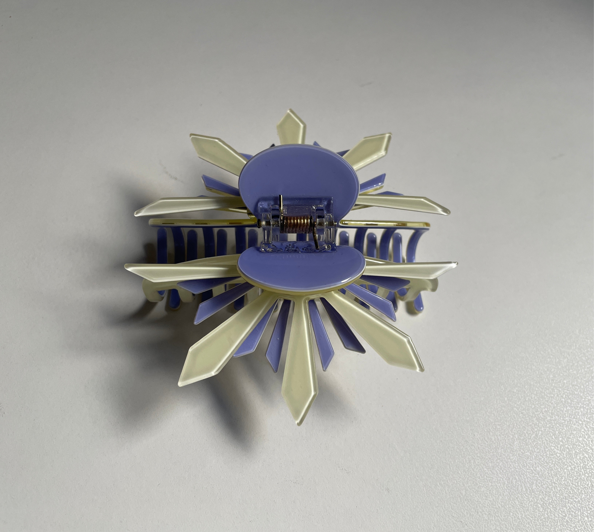 Two-Toned Clip